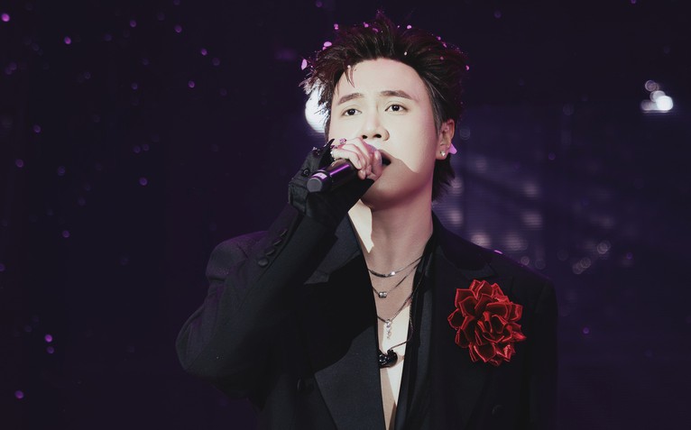 Vương Anh Tú tổ chức fancon đầu tiên sau hơn 10 năm