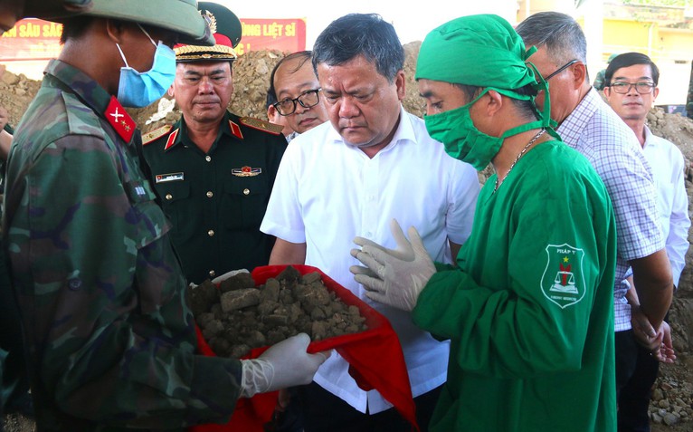 36 hài cốt liệt sĩ được tìm thấy ở khu vực nhà lao Thành Diên Khánh