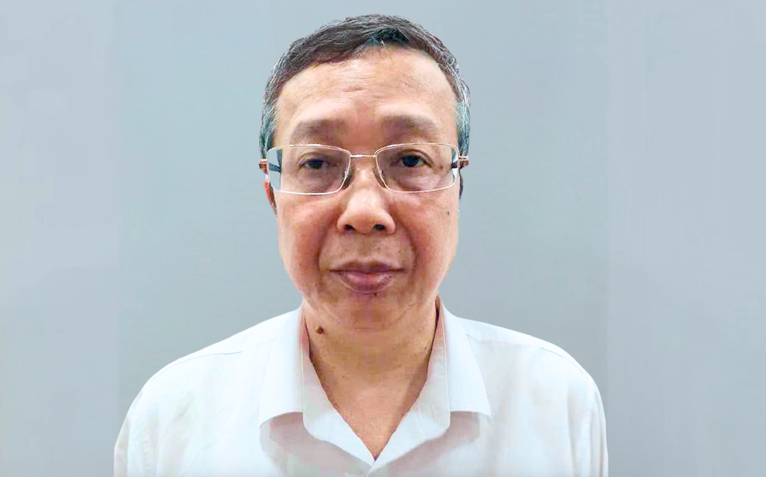 Thủ tướng kỷ luật buộc thôi việc Thứ trưởng Bộ Nông nghiệp và Môi trường Hoàng Trung