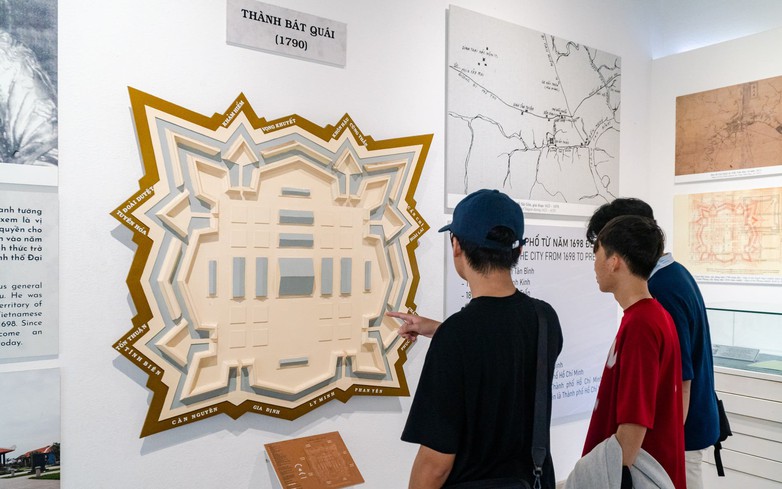 Free access draws crowds of students to Ho Chi Minh City’s history museums
