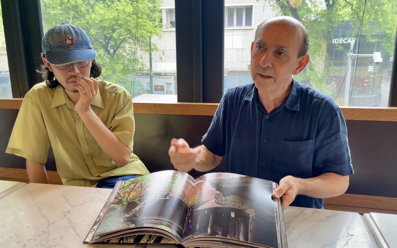 French photographer reissues book, exhibits photos of Vietnam pagodas