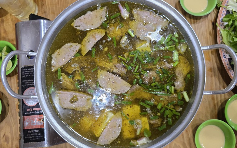 Over 20 Ba Toa beef hotpot restaurants line this 300m street in Vietnam's Da Lat