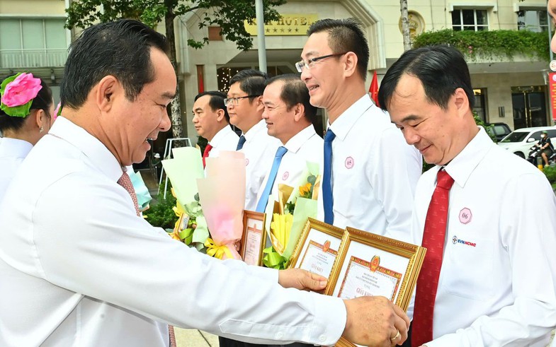 EVNHCMC được tuyên dương điển hình 'Dân vận khéo' năm 2025