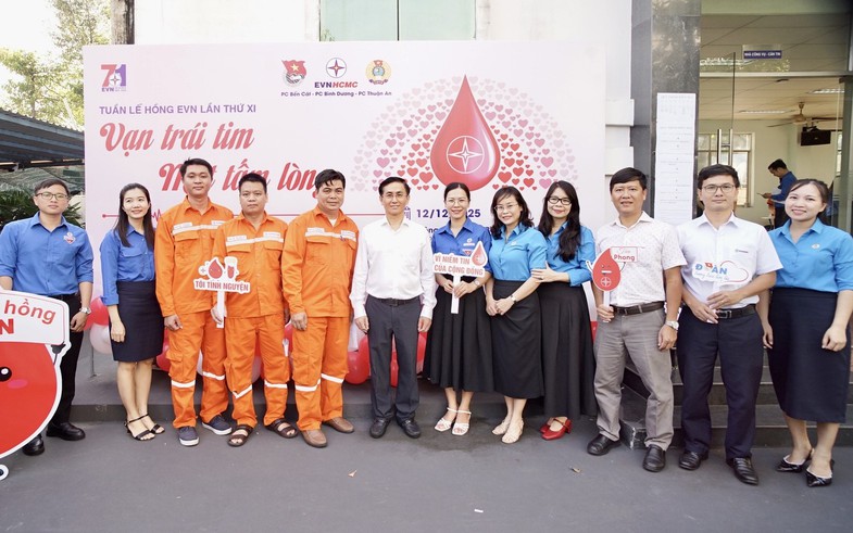 Gần 200 đơn vị máu được hiến từ nhân viên ngành điện TP.HCM