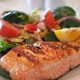 Trẻ em ăn cá hồi sẽ ít bị hen suyễn