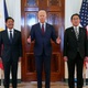 Philippines phản pháo Trung Quốc, nói có quyền tăng cường quan hệ với Mỹ, Nhật