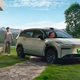 Người Trung Quốc đổ xô mua xe điện mới của Toyota, hãng sập cả web