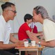 Bên nhau nhiều năm, vẫn vỡ òa khi tìm hiểu cảm xúc của 'nửa kia'