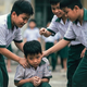 Không thể giao trẻ em cho mạng xã hội: Nảy sinh bạo lực học đường