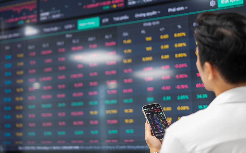 Mỹ áp thuế 12,5% với hàng Việt: VN-Index sẽ chịu tác động đến đâu?