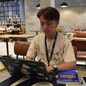 Khi học bài, chạy deadline ở quán cà phê trở thành thói quen