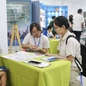Bạn đọc khám phá khoa học, đọc sách tại Hội sách Thiếu nhi TP.HCM