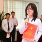 Học sinh xuất sắc Trường THPT chuyên Trần Đại Nghĩa đứng vào hàng ngũ Đảng