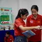 Tình nguyện phân loại sách, cùng 'thắp ngàn ước mơ' với Tủ sách Khăn Quàng Đỏ