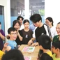 Tặng một cuốn sách, góp bao niềm vui